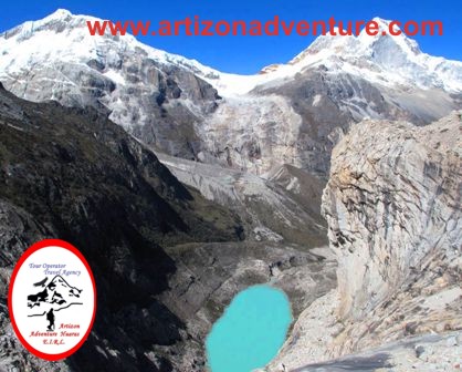 Nevado Huandoy, laguna Artesoncocha desde el camping glaciar de Artesonraju.JPG